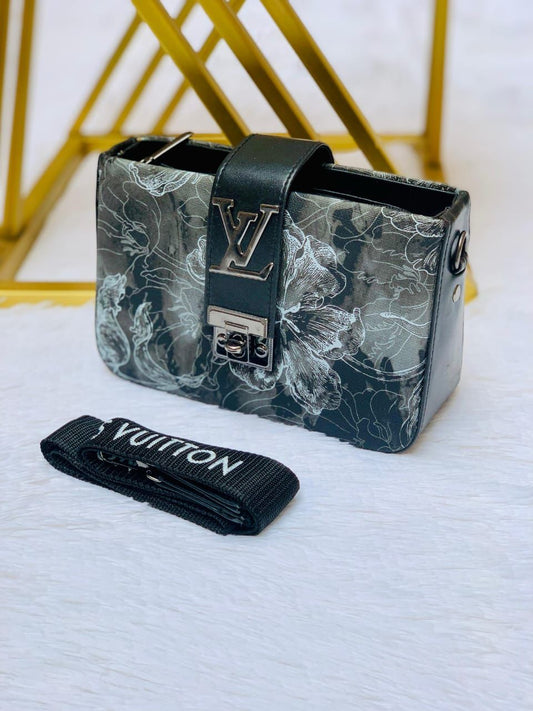 HAND BAGS