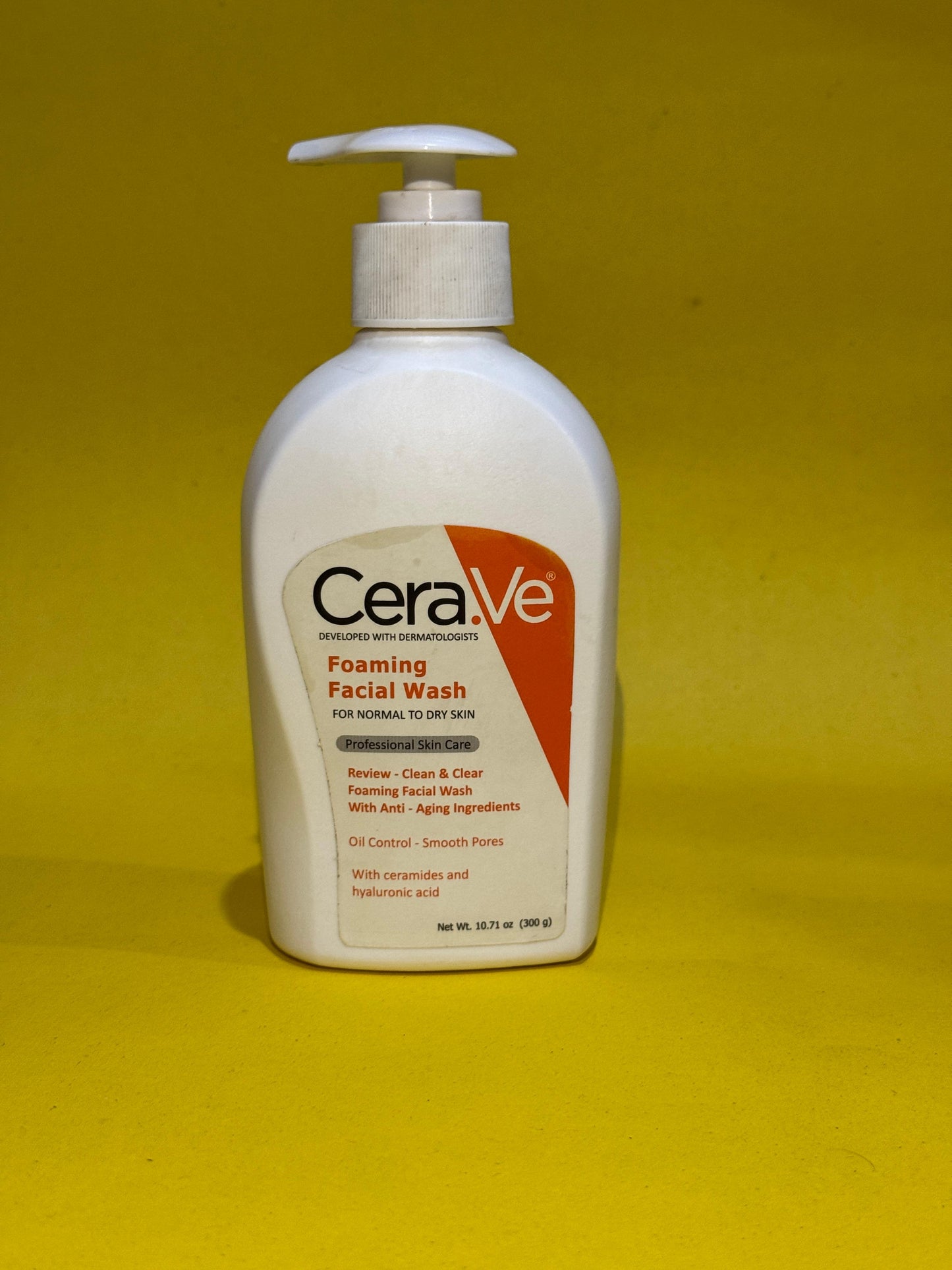 FOAMING FACIAL WASH